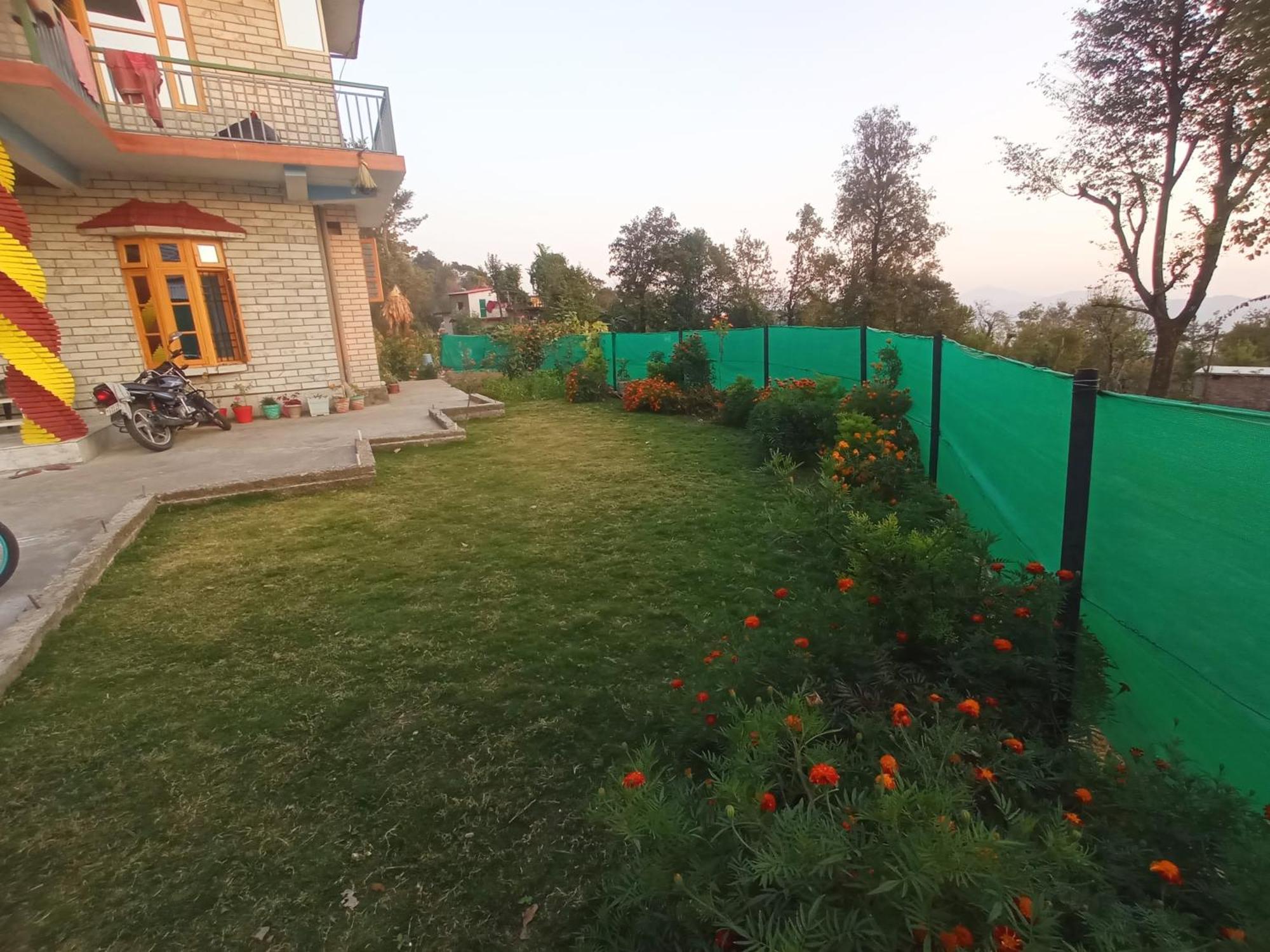 Travelodge Homestay Bīr Exteriör bild